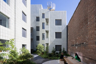 450 Warren by SO–IL. Photo: Iwan Baan. 