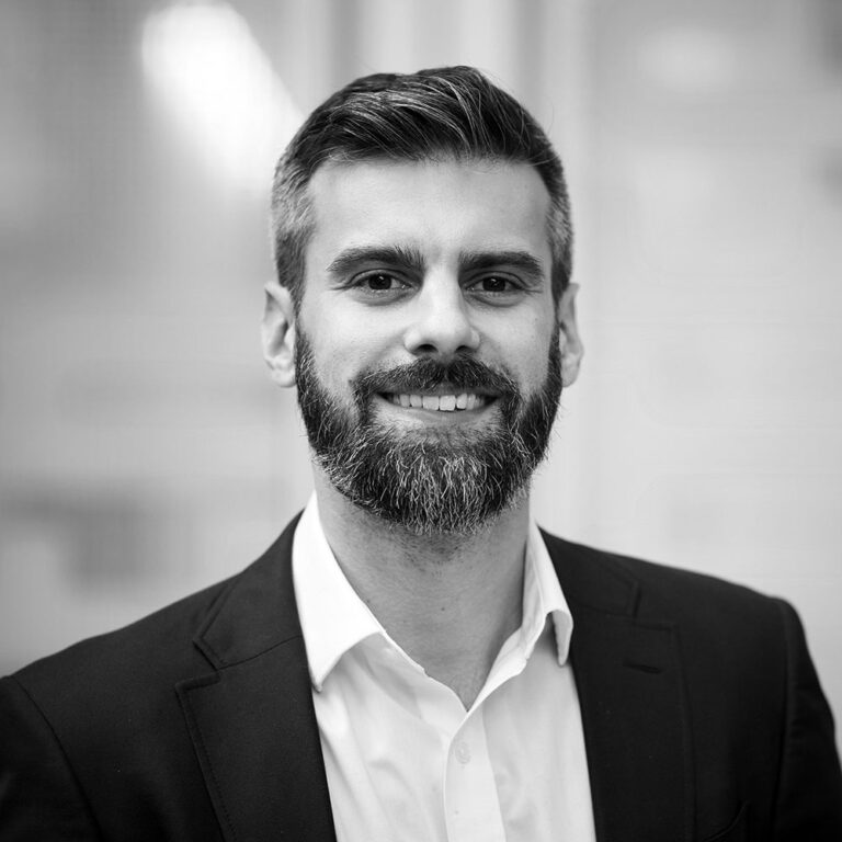 Jesse Lazar headshot