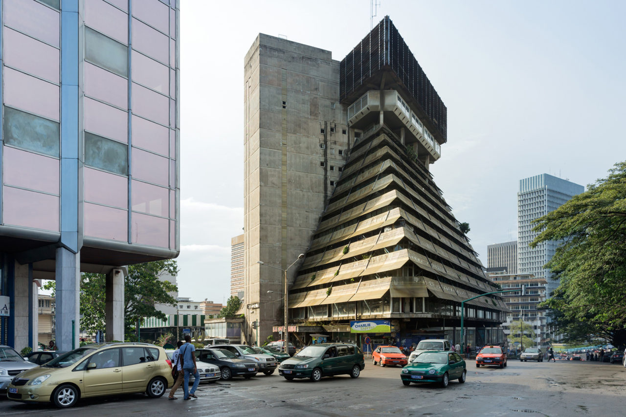 africanmodernism-02-architecture-independence-baan-abidjian4136