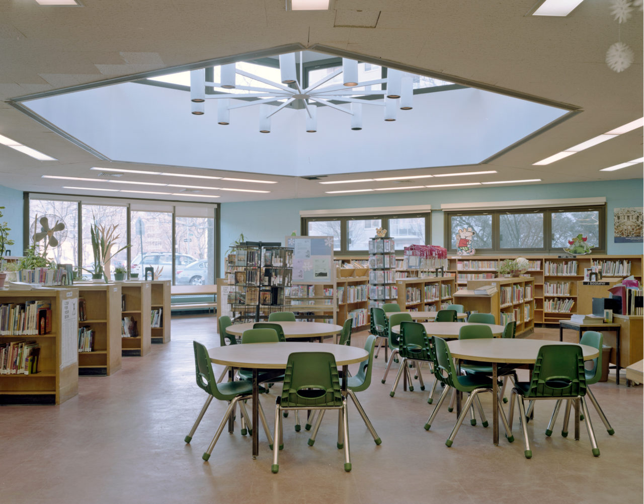 NYPL Bronx Spuyten Duyvil Library, Giorgio Cavaglieri, 1971. Photo: Elizabeth Felicella.