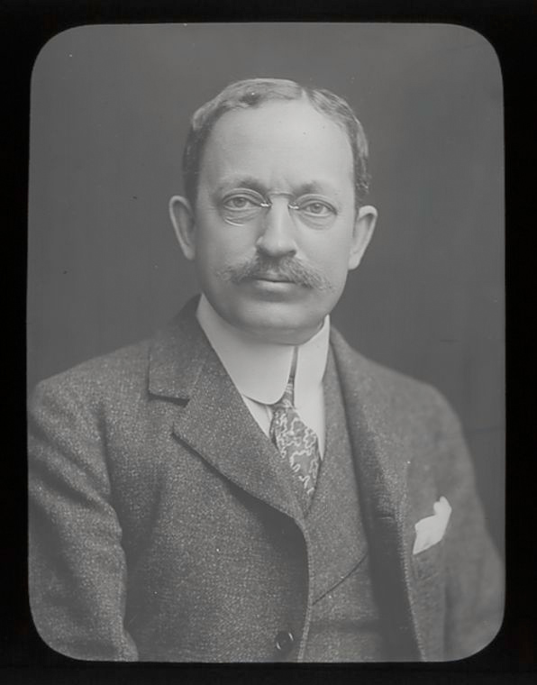 Photographic portrait of architect Thomas Hastings, circa 1910. Photo: Courtesy of the New York Public Library Digital Collection.