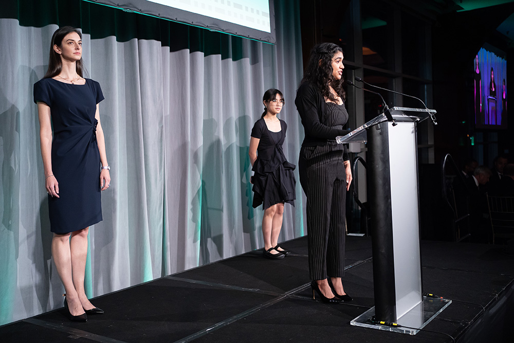 Common Bond 2023 Scholarship Recipients. Photo: Sam Lahoz.