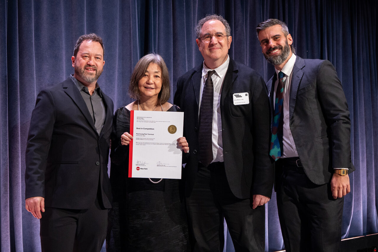 Reiser+Umemoto, RUR Architecture DPC receives the Best in Competition Award for its work on Kaohsiung Port Terminal. Photo: Samuel Lahoz.