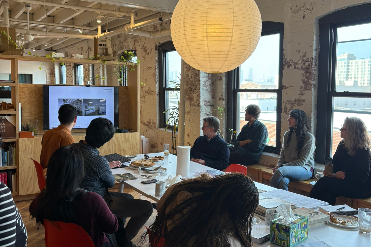 Discover Architecture participants at Shakespeare Gordon Studio. Photo: Courtesy of Shakespeare Gordon Studio.