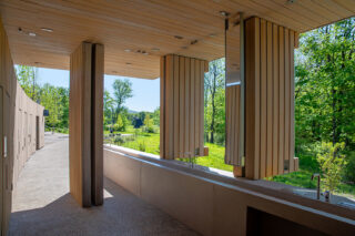 Storm King bathroom pavilion area